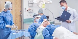 Een Volledige Gids Voor Haartransplantatie Behandelingen